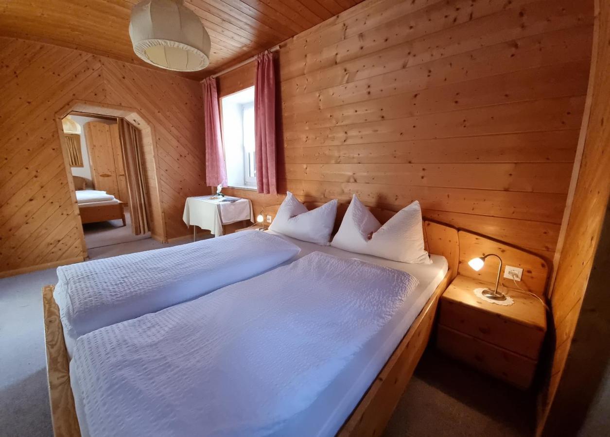 Отель Reiterhof Edelweiss Сан-Дженезио-Атезино Экстерьер фото